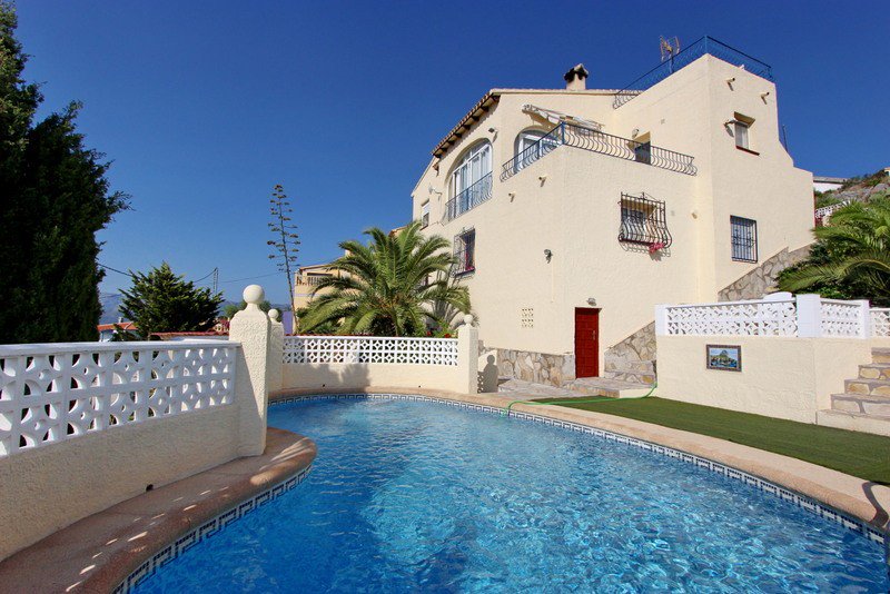 HomeEspana's tweet photo. Searching for the perfect Spanish home? Then check out this week's HomeEspaña weekly property selection:https://t.co/tBS4TgsKCa #propertiesoftheweek #alicante #costablanca #murcia #valencia #spanishproperties #lifeinspain #realestate https://t.co/H7LNBLjELz