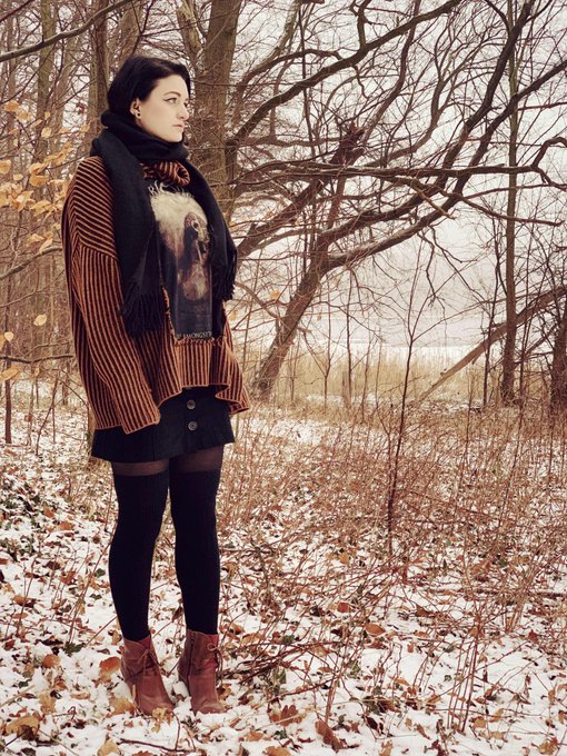 Just bring me into a Forrest and let me there...
#winter #naturelover #metalhead 

Primordial Pullover: