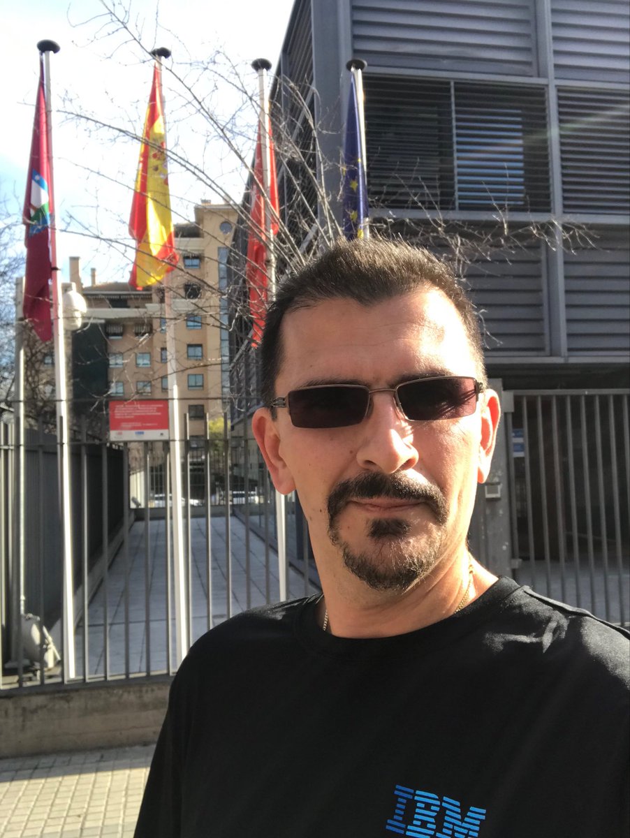 vlad_stoj's tweet photo. Out for a ran in #Barajas #Madrid. ⁦@IBMWolfPack⁩ note my swag. #FASTSTART2019 ⁦@tafuri_mary⁩ ⁦@dandegrazia⁩ ⁦@froliol⁩ ⁦@lorenrmurphy⁩ https://t.co/11DdN7TJi4