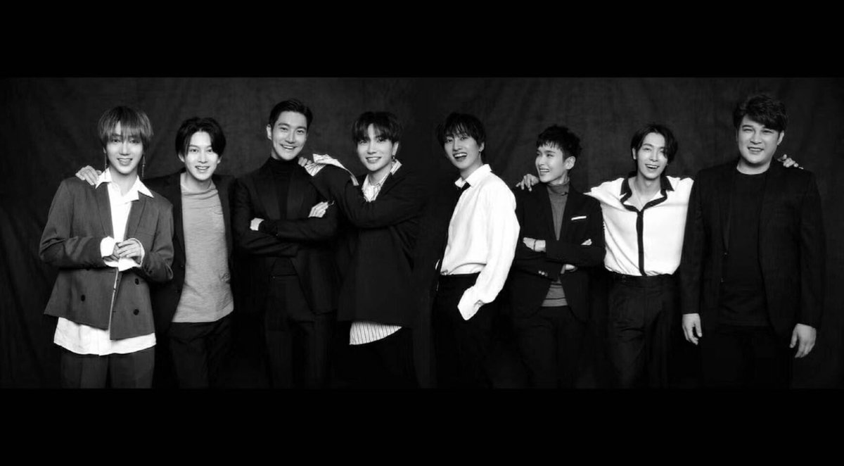 crystallu0424's tweet photo. Waiting for your stage today.
Have a good day💙
#SuperJunior_KKBOX_ArtistOfTheYear
@SJofficial
The best SuperJunior!
The legend of K-pop! https://t.co/zlzXZkkB6f