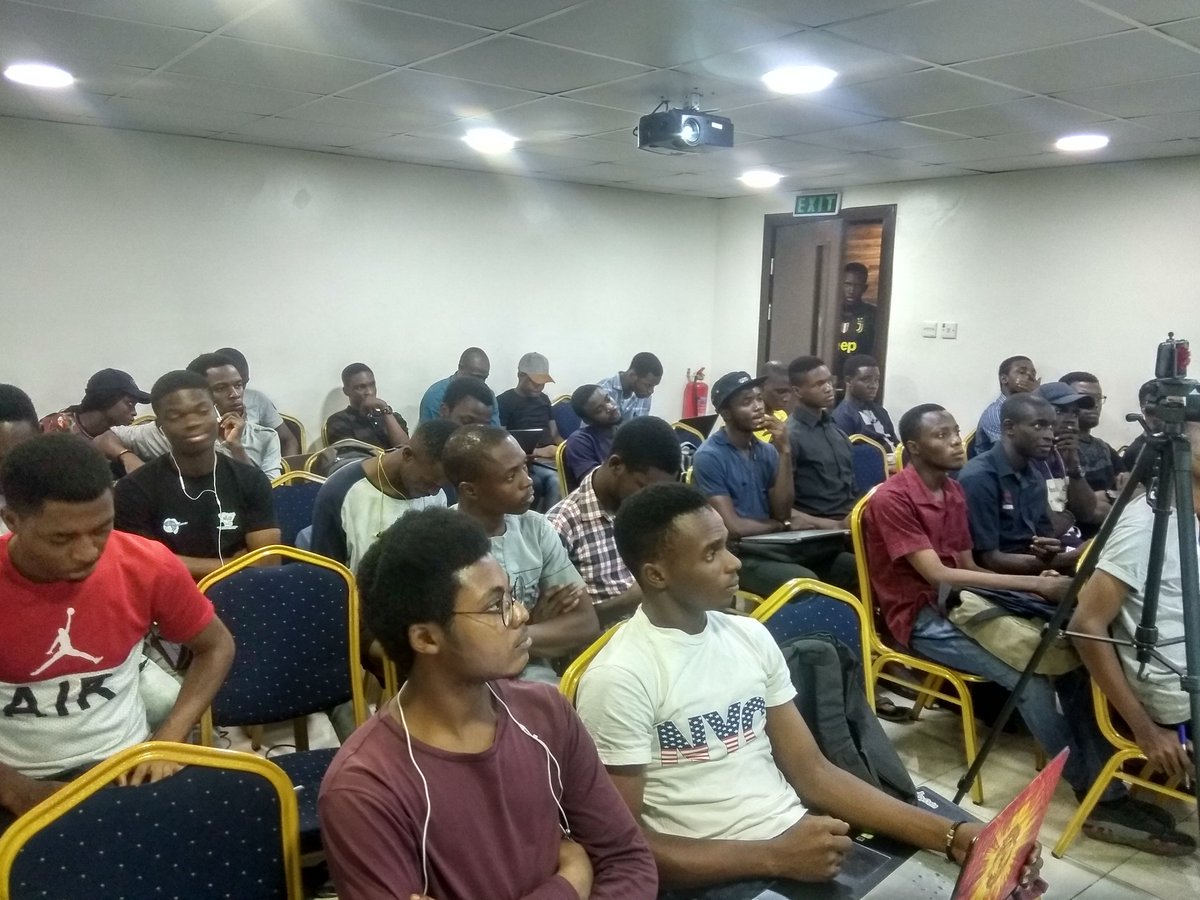 AISaturdayLagos's tweet photo. Week 2 #DeepLearningClass. https://t.co/S9YgK43SgF