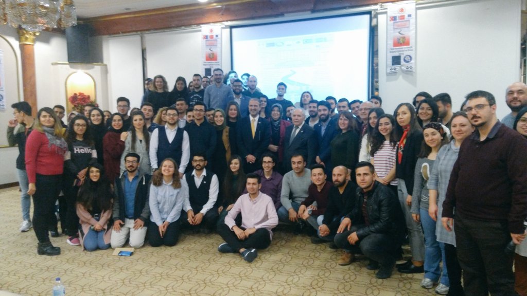 Türkiye Ulusal Ajansı tarafından finanse edilen Erasmus+ Gençlik Programı KA347 Politika Reformuna Destek-Yapılandırılmış Diyalog programı kapsamında "Yerel Yönetimler ve Gençlik Bölgesel Eğitimleri ve Zirvesi" adlı projemiz devam ediyor.