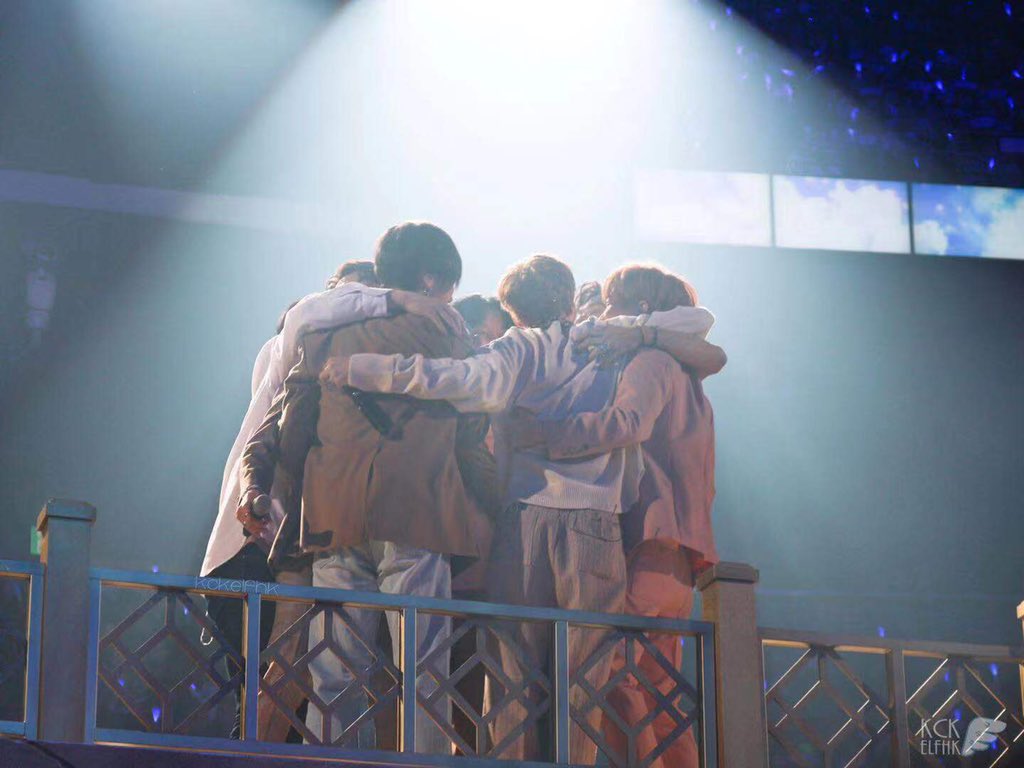 sy_mua's tweet photo. #SJ_KKBOX_MusicAward
#SuperJunior_KKBOX_ArtistOfTheYear
@SJofficial https://t.co/zeFmS4JE8l