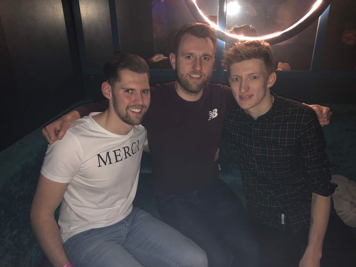 SohoFC's tweet photo. Friday night out post #football @freedombarsoho ⚽️🌈🍺 @TheCastingGuy @Andydpward @AdverZOzzy @fruggy888 @adammarkrobson @G_Foz @CJNatella @LondonUnityLg @prideinfootball @SportsMediaLGBT @gaygooners @SpursLGBT @PrideOfIrons @ProudandPalace @FvHtweets @AttitudeMag @londongaymers https://t.co/ZrQWd0PMOd