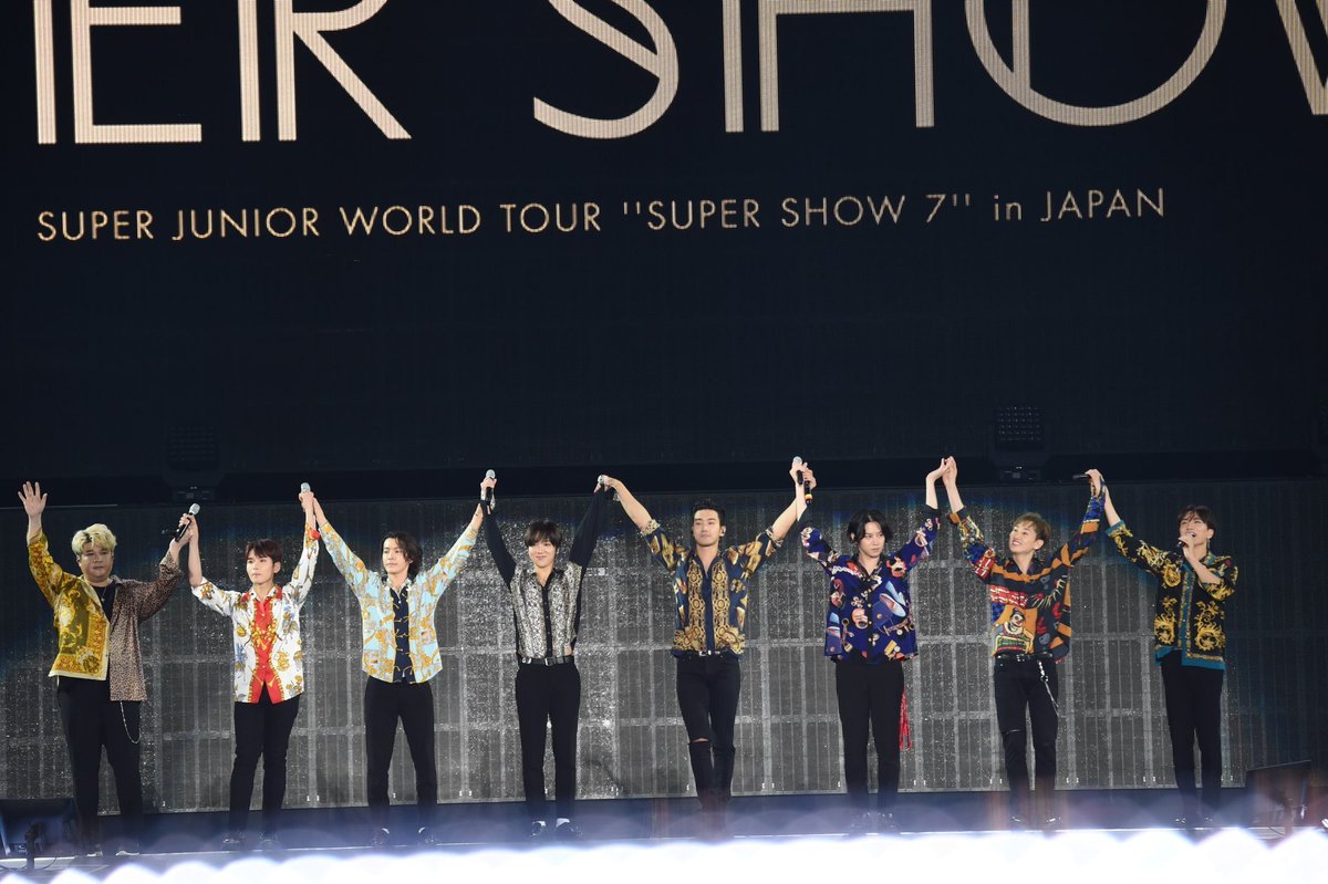 leeyaxin1995's tweet photo. Congratulations!My boys!You are always the best!We are so proud of you!💙️@SJofficial
#SJ_KKBOX_MusicAward https://t.co/yH560d1MTH