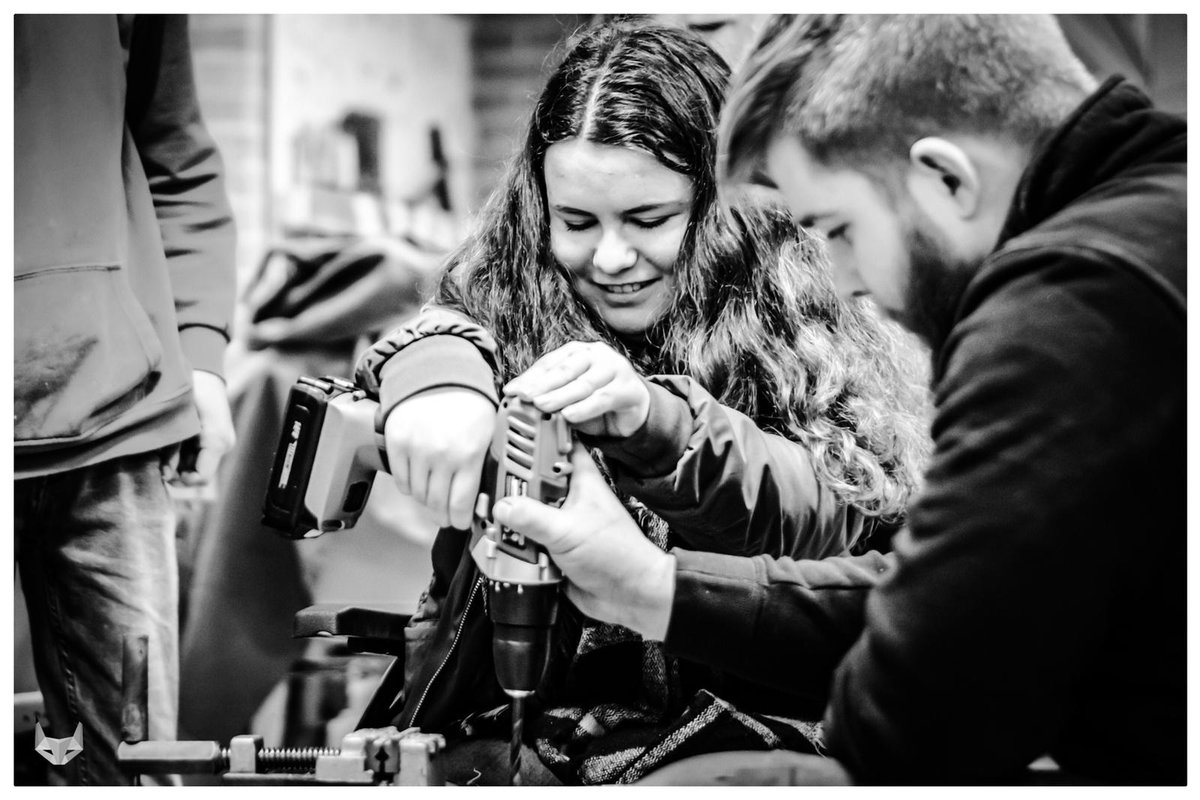 WALHALLAb_NL's tweet image. Gelukkig zijn er heel wat leraren en schoolleiders op #not2019 ons gaan volgen..verstandig! Want wij maken vandaag bekend welke van deze volgers met hun klas een superdynamische GRATIS #maakdag bij ons wint. Moet je dit bericht ook wel retweeten. Voor niks gaat de zon op... RT!