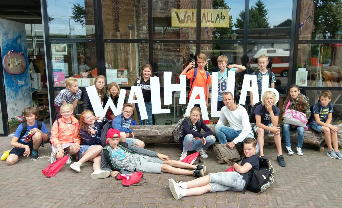 WALHALLAb_NL's tweet image. Gelukkig zijn er heel wat leraren en schoolleiders op #not2019 ons gaan volgen..verstandig! Want wij maken vandaag bekend welke van deze volgers met hun klas een superdynamische GRATIS #maakdag bij ons wint. Moet je dit bericht ook wel retweeten. Voor niks gaat de zon op... RT!