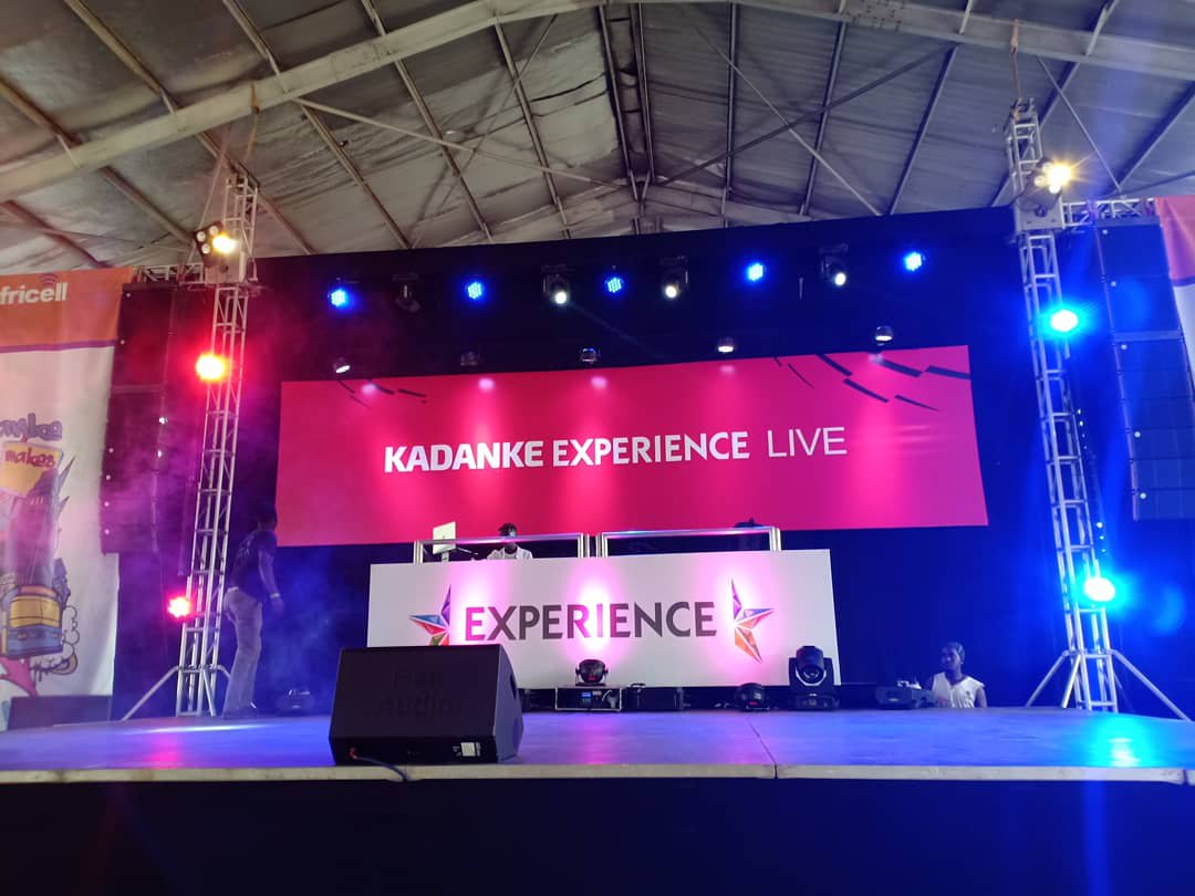 africellUG's tweet photo. Still on that quest to support Ugandan bred talent and bring great entertainment to our subscribers, we are at UMA Hall Lugogo for the ultimate #KadankeExperience.

Come through and have a great time.
📸by @AbdulWajjid https://t.co/CYcDOR1dwo