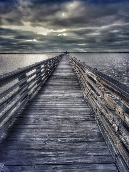 Bonne journ&eacute;e mes ch&eacute;ris ! 😘 https://t.co/lIKT8ENjQh<a href="/tag/pornstars"class="tags"><span>#pornstars</span></a><a href="/tag/arras"class="tags"><span>#arras</span></a><a href="/tag/salonerotique"class="tags"><span>#salonerotique</span></a>