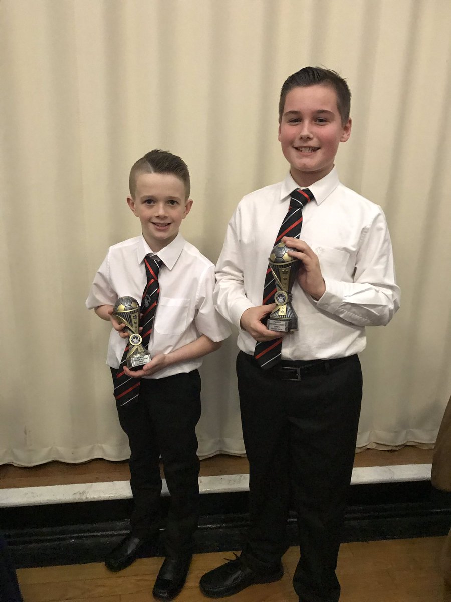 allison_donna's tweet photo. @BainsfordPS derek @ross @adam well done boys !! Falkirk soccer academy’s https://t.co/DoyAckDetm