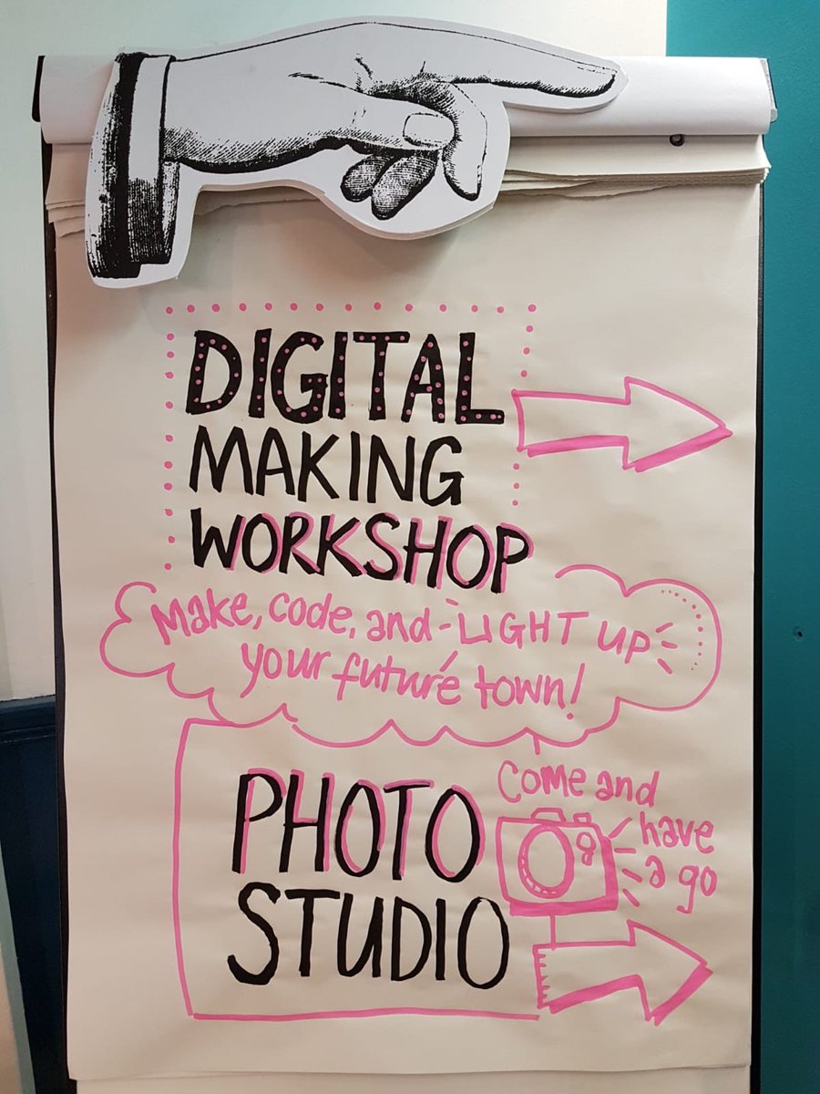 SmartCambs's tweet photo. Lots of exciting things happening at the #FutureTakeover in #StNeots today #VirtualReality @ArtSoulStNeots @in_collusion @Neotists We’re here until 3pm https://t.co/XqPUPk8mL3