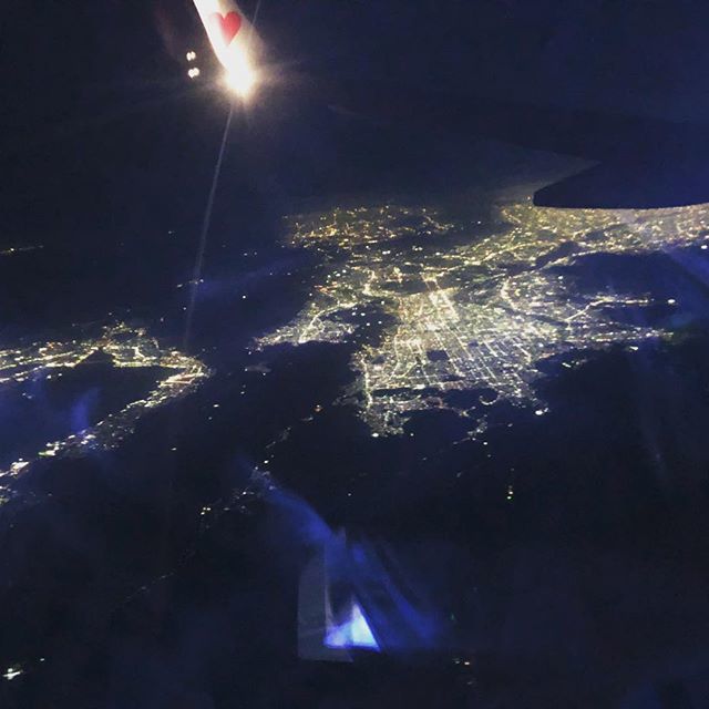 飛行機からの夜景のtwitterイラスト検索結果