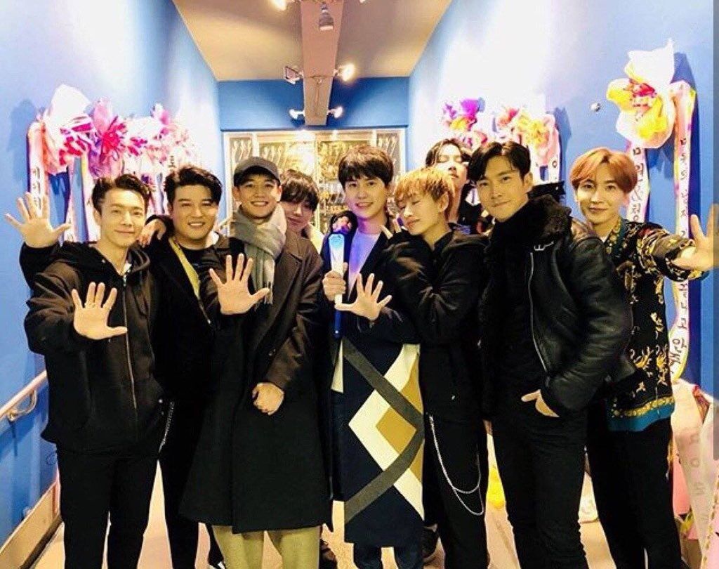tantam77293461's tweet photo. #ELFLoveOurKingSJ
#ELFproudSJ
@SJofficial
💙💙💙💙💙My king https://t.co/4ewbguo7Co
