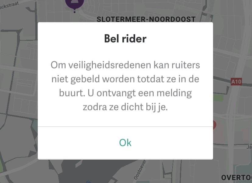 Zouden ze de copy in de app bij <a href="/Deliveroo_NL/">Deliveroo Nederland</a> gewoon door een vertaalmachine gooien? Of voeren ze hun copywriters hallucinogenen for lunch? Zeg jij het maar 🤔