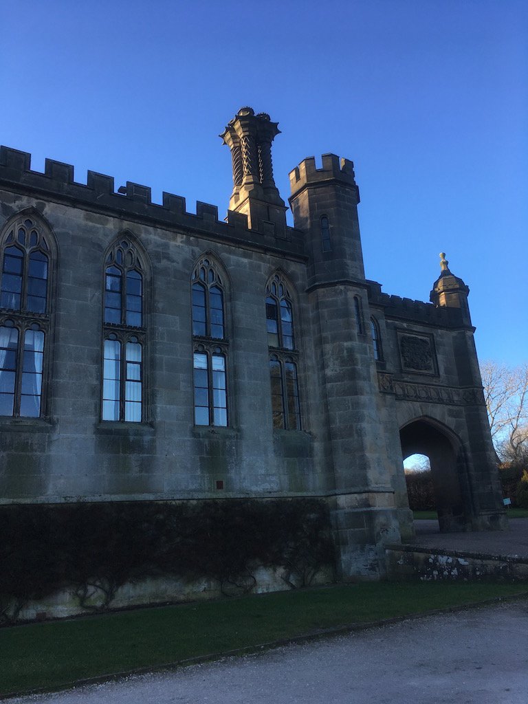 Beautiful #IlamHall is a wonderful place to visit. @PeakDistrictNT covers #Dovedale, #ThorpeCloud &amp; some of the most amazing parts of the #PeakDistrict. Definitely worth exploring!
nationaltrust.org.uk/days-out/regio…