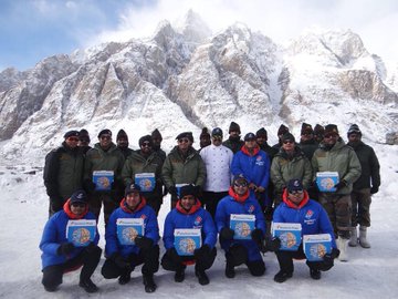 View image on Twitter