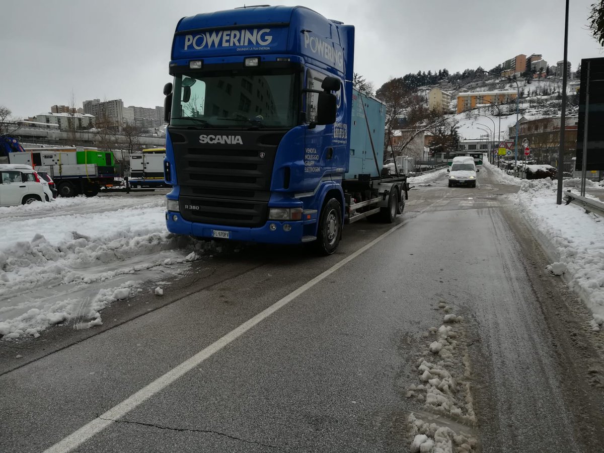 edistribuzione's tweet image. In Basilicata pronti oltre 200 gruppi elettrogeni per far fronte all’emergenza maltempo e ripristinare il servizio nelle aree più critiche. #EDistribuzione