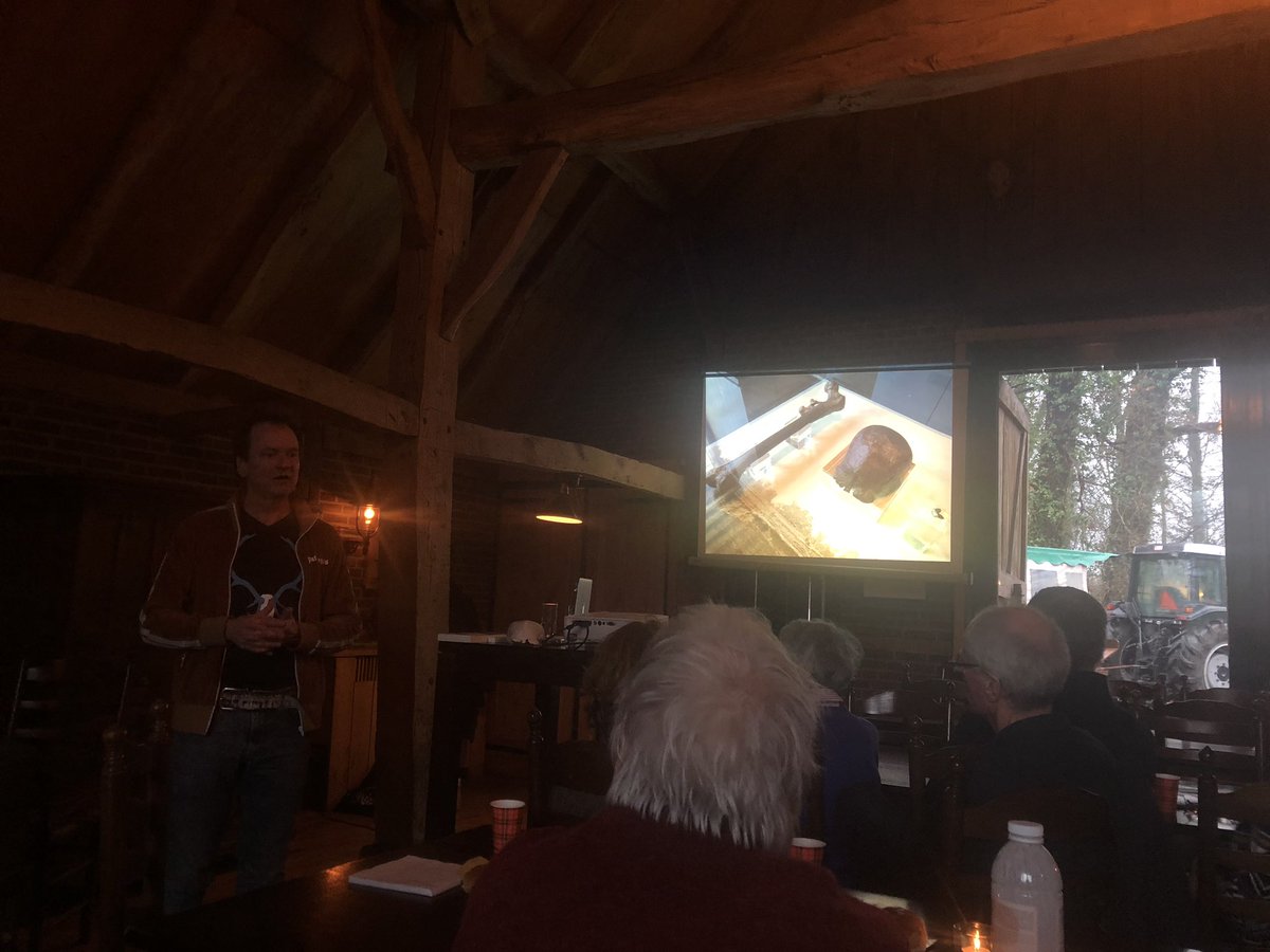 Geweldig mooi festival op het Lutterzand <a href="/LzandLiterair/">Lutterzand Literair</a> Eerste stop op Erve Beverborg met Frank Westerman <a href="/GemeenteLosser/">Gemeente Losser</a>