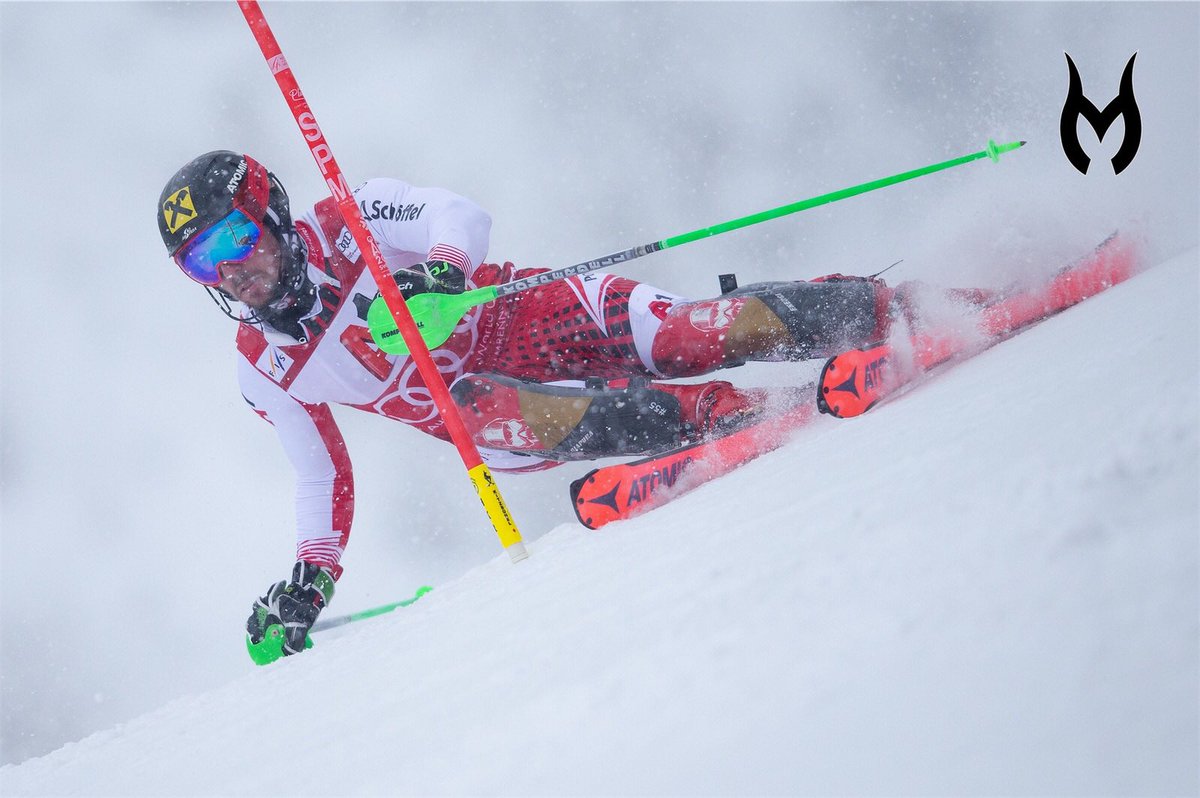 MarcelHirscher's tweet photo. 😅 #THANKS @hahnenkammrace you‘re always awesome! 🙏🏼
And #congratulations @clement__noel @AlexPinturault 👏🏻👏🏻👏🏻
#89 #weareskiing #verleihtflügel #IWILL #championstrainwithtechnogym #meinebank #DoWhatYouCant https://t.co/1WvijkSvgs