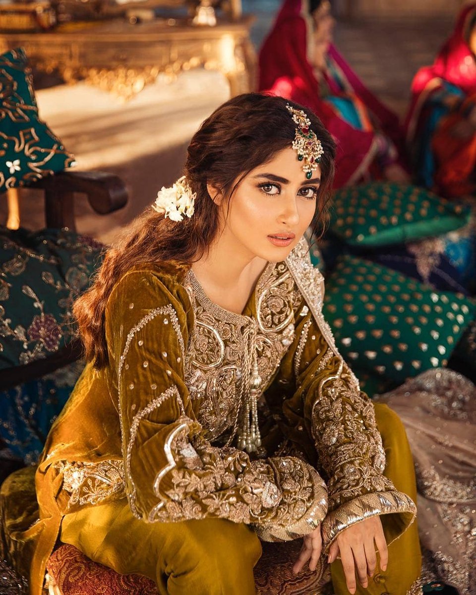 KTownChics's tweet photo. Sajal Ali in Eilayah by Bisma Kayani is a vision!

#Fashion #Pakistan #Celebrity https://t.co/LEXW3QQo3T