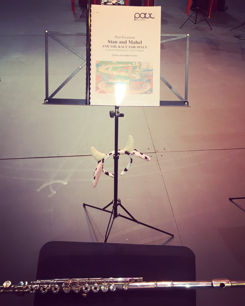 AlenaLugovkina's tweet photo. Such a pleasure working with Ensemble 360 and @MusicintheRound again. Set up mood up for the whole weekend 😁 #chambermusic #ensemble360 https://t.co/wM36mMs52Q