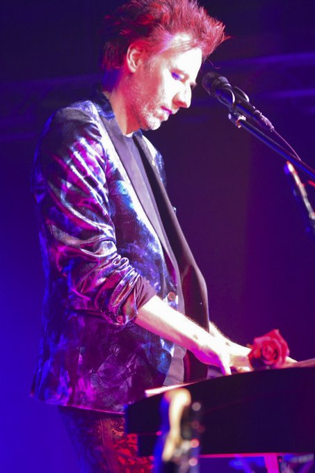 DesperateBeauty’s pics and videos