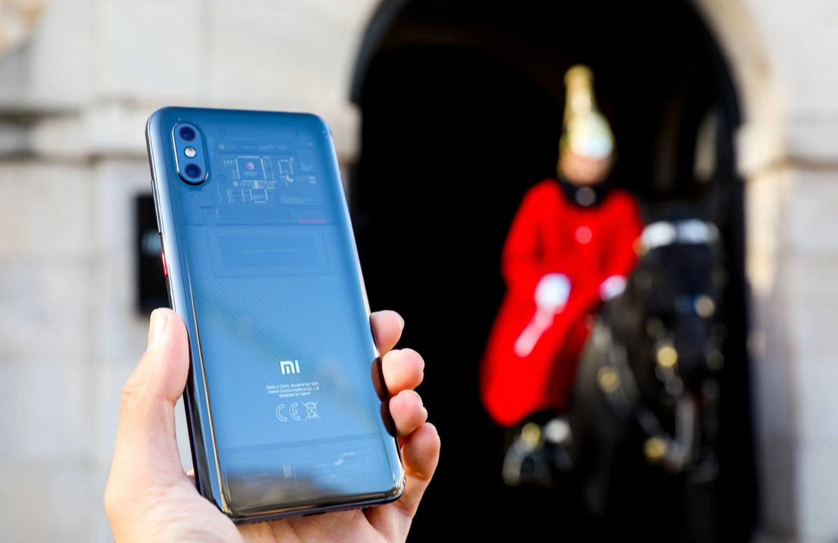 Wow!!! To celebrate the amazing offer on the <a href="/XiaomiUK/">Xiaomi UK</a> Mi 8 Pro from <a href="/Ebuyer/">ebuyer</a> I have one to #giveaway simply #rt and follow for your chance to #win - bit.ly/mi8proebuyer 
Winner will be picked on 1st of Feb🎉🎉
#Competition