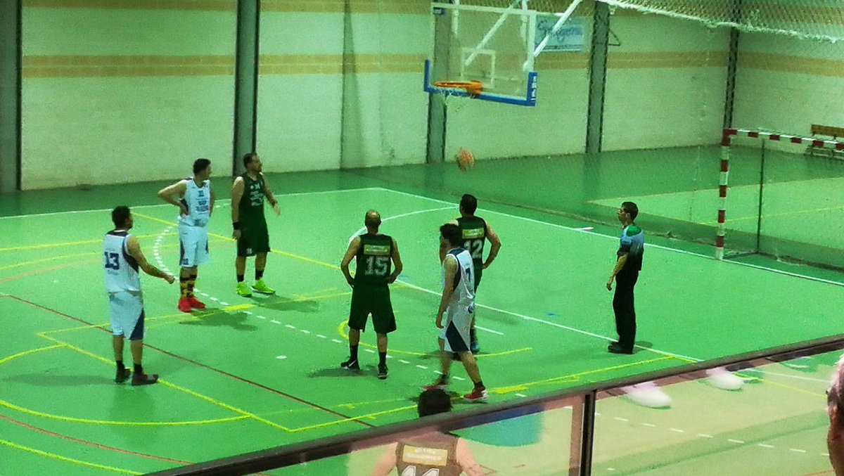 juanfranradio's tweet photo. Final.
@aaaasanjose: 51
@CBVillafranca: 61
1/4: 3-22
2/4: 14-19
1ª Parte: 17-41
3/4: 18-11
4/4: 16-9
2ª Parte: 34-20
Con trabajo y sufriendo, aunque intratable en la competición, el CBV sigue líder del grupo sur con 8 de 8 tras la victoria de hoy en el derby local. https://t.co/jPAj8ekt1I
