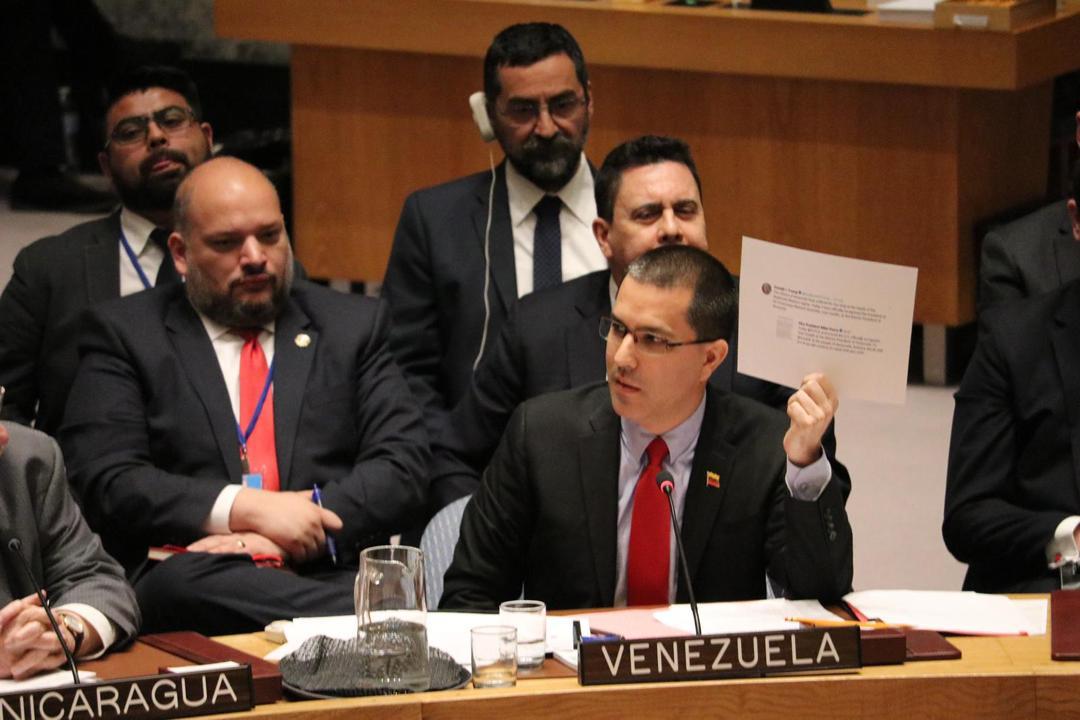 NicolasMaduro's tweet image. Las palabras de @jaarreaza, son las de un Canciller de una nación libre y soberana, que jamás será sometida a los caprichos y designios de ningún imperio. Venezuela expresó fuerte, claro y con respeto, su verdad ante el mundo. ¡Seguimos venciendo!