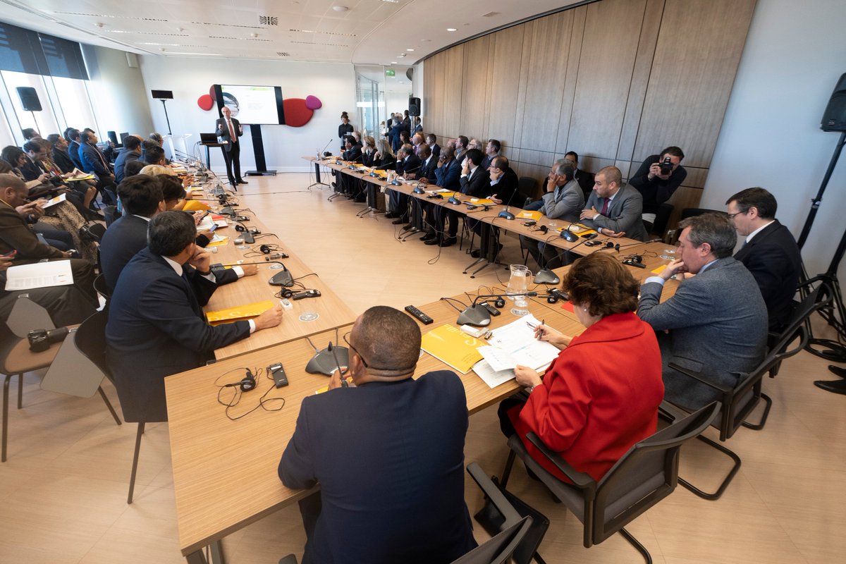 Sevilla Forum tweet media