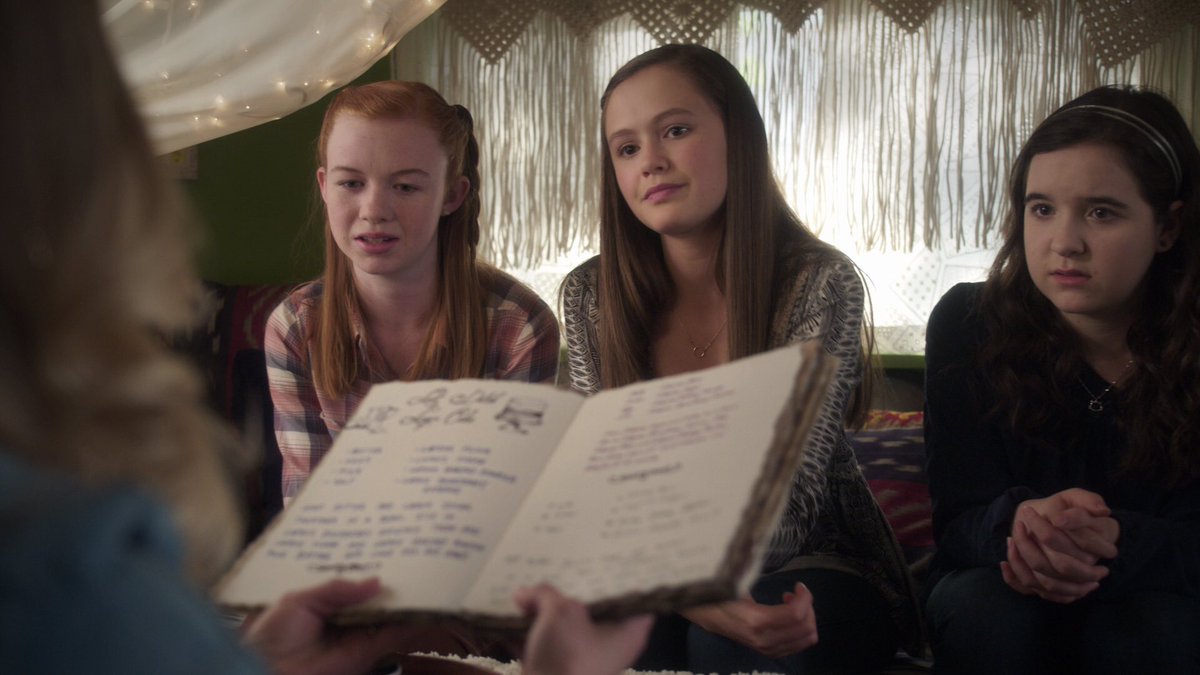 OliviaSanabia's tweet image. Countdown to #JustAddMagic 
Who’s ready!?? ✨💛✨
Feb 1st!!!!