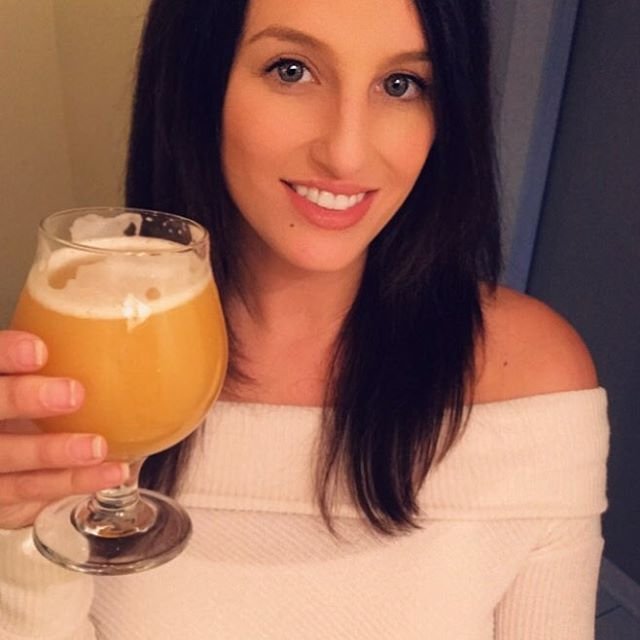AgapiLab's tweet image. Cheers to Saturday!! What are you drinking today to celebrate the weekend?  #cheers ( #📷 @just.me.and.my.beer )
#brewing #brewery #malt #yeast #cells #cell #brew #beer #beertime #beerme #hops #grains #labsolutions #supplies #bottling #breweries #YC100 #agapilabs