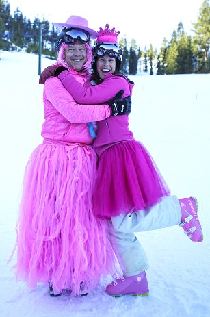 SouthTahoeNow's tweet photo. Inaugural #PnkHeavenly event on the slopes of @SkiHeavenly to raise funds for #SouthLakeTahoe locals fighting #cancer. Hosted also by @BartonHealth Foundation...get a team, do it solo, dress in #Pink and have fun. ,https://t.co/v8VQZ32FpT https://t.co/5CVKO7Edic