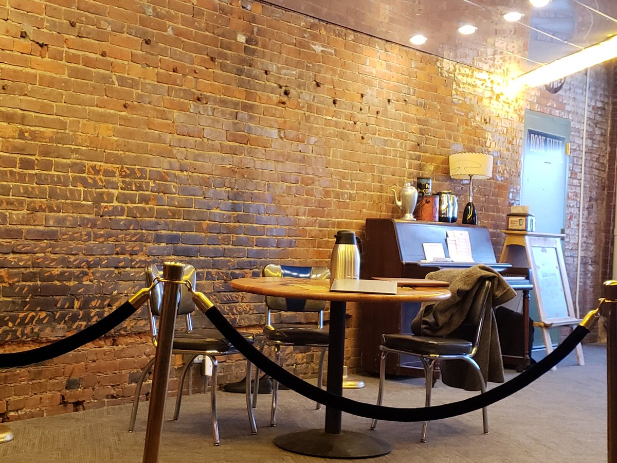 Angie Holland tweet media