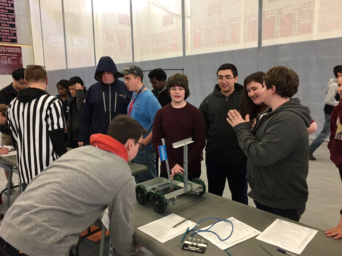MHS_MrsDeMaria's tweet photo. CyberWoolies at our first competition! Thanks to Millbury Parents Club for support! https://t.co/ukxTGEs3eH