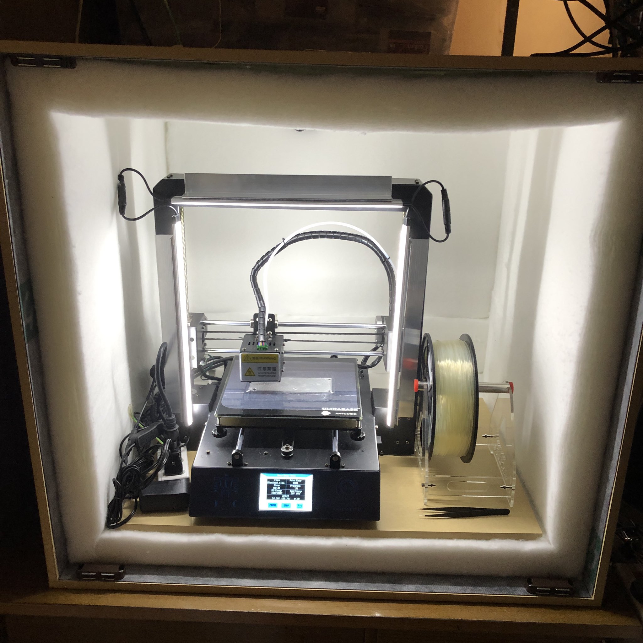 とこやん Na Twitteru 3dプリンター用防音boxが完成した サーバーが静音pcになったように静かで 夜通しプリントできるぞ 3dプリンター 自作キーボード 自キー I3mega Anycubic