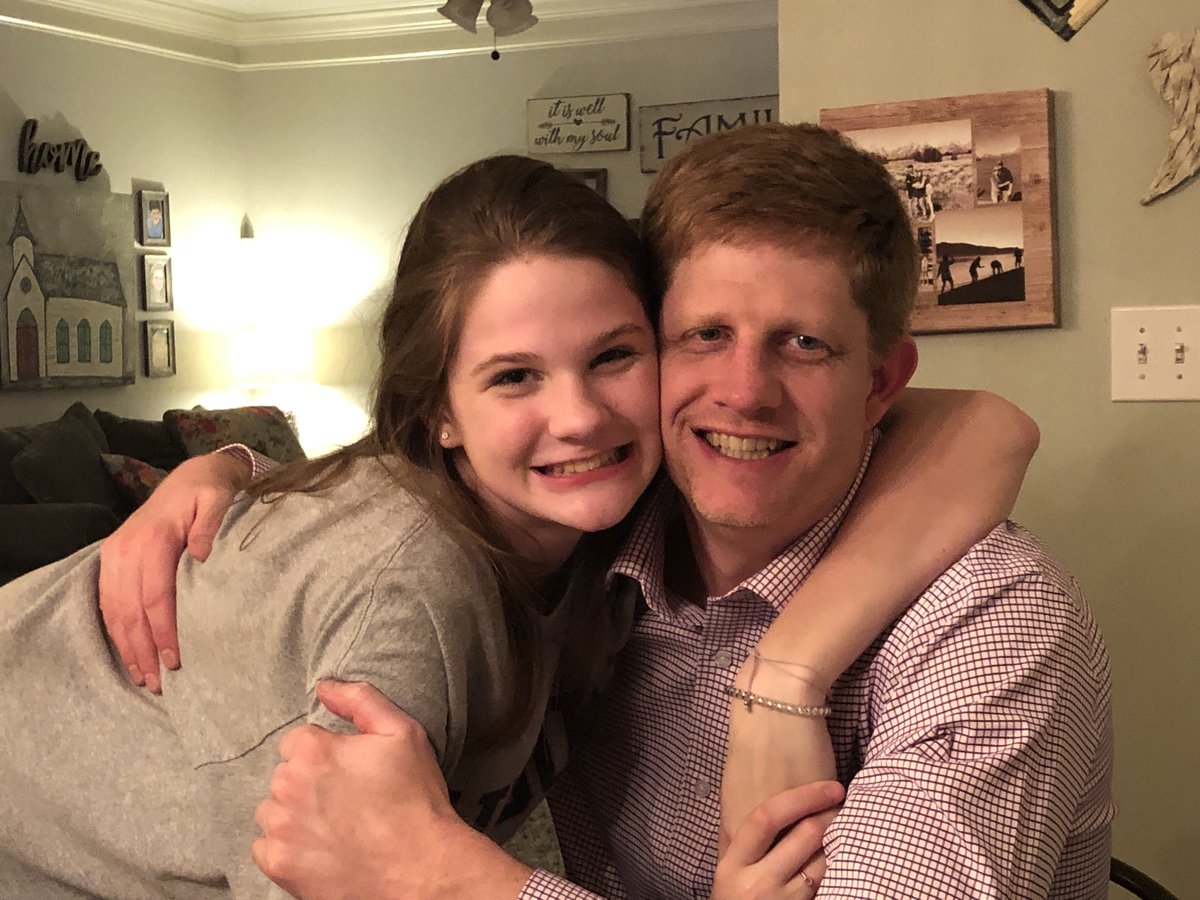 mark_a_cameron's tweet photo. Happy Bday to Mal. Don’t know where the time has gone but I do know she has spent it making me and her Mom proud.  Love you #MalPal #14 #BeU https://t.co/nGLpAlOKsp