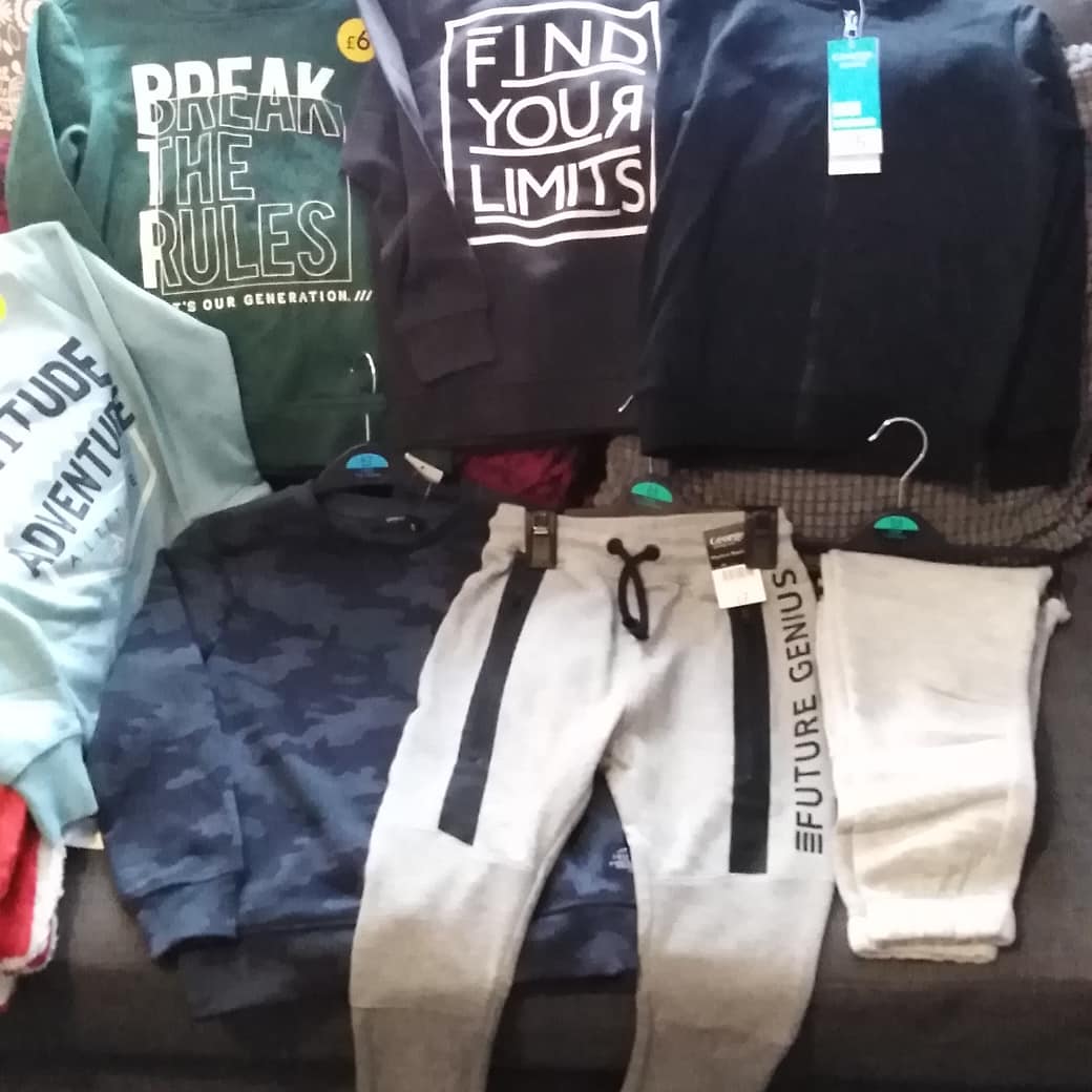 KerryPlays's tweet photo. Mine and my boys clothes from @Georgeatasda @asda ordered online yesturday and received delivery today, love how they all feel so hope they will be the same when I'm wearing them #loveasda #softfeel #mummy #myboys #newclothes #muchneeded #2019 #January #shoppingonline #easyer https://t.co/rAWSflcpvy