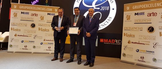 ambitoturismo's tweet image. Otorgan el premio "Excelencias Turísticas" a Santiago del Estero en Fitur bit.ly/2FNedxP #otorgar #premio #excelencia #turismo #SantiagodelEstero #Fitur2019 @fitur_madrid