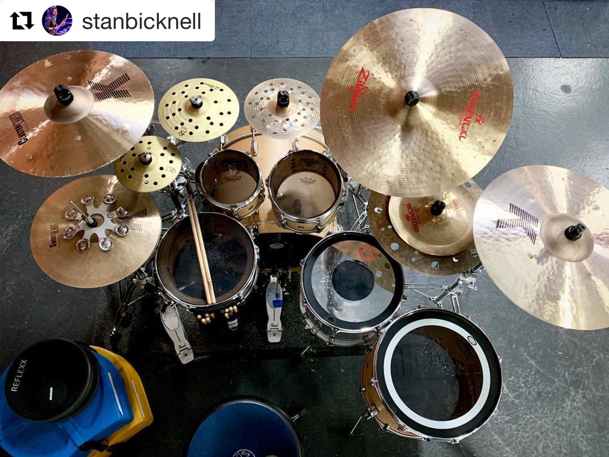 BigFatSnareDrum's tweet photo. Stanโs New Setup.
#Repost @StanBicknell
@PearlDrumCorp @zildjiancompany @zildjiansticks @remopercussion @CYMPAD_USA @allbirds @__REFLEXX__
#rhythmicallycaffeinated #thebicknellprinciple #timepluseffortequalsresults #pocketandchops4life #bigfatsnaredrum #bfsd https://t.co/tMD7ipVjCs