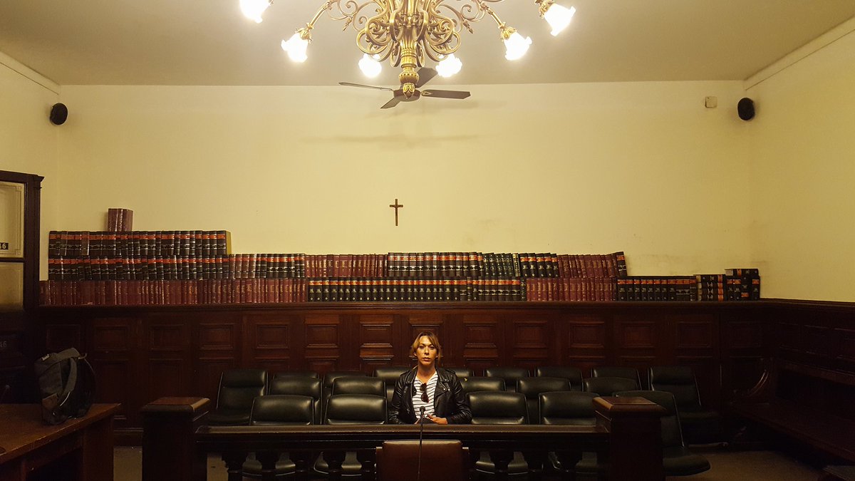 Nos corps sont vos champs de bataille 🏳️‍🌈 tweet media