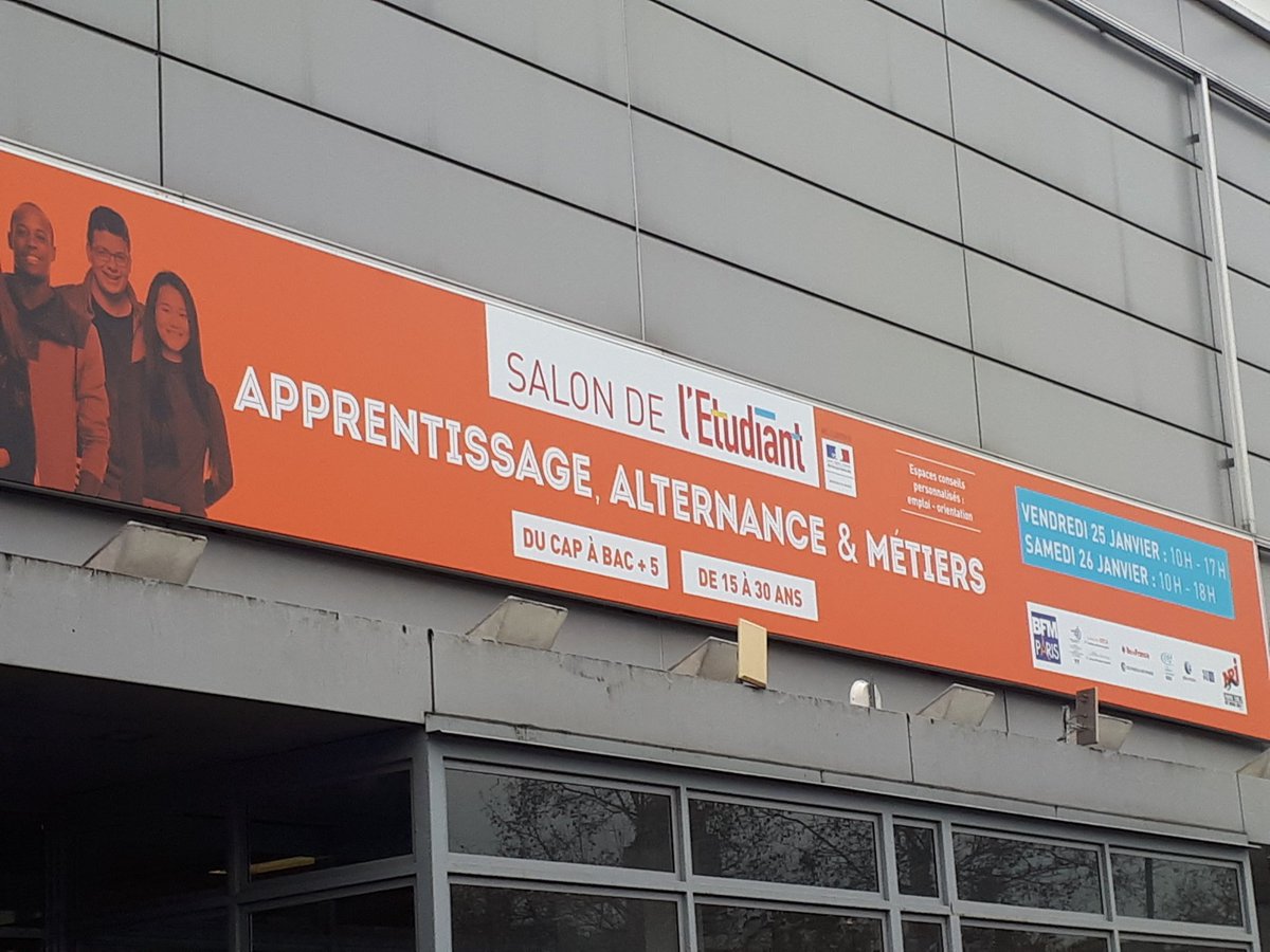 jclahlu's tweet photo. L'@ALJTweet présente au salon de l'apprentissage et de l'alternance.  #insertion #jeunes #mobilite #accompagnement #emploi #plusquedulogement. 
#untremplinpourlesjeunes https://t.co/t89L1pWBcL