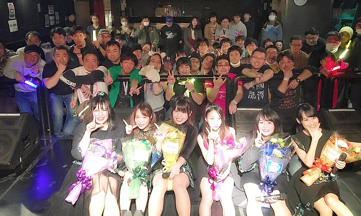 nff_yoshika's tweet photo. ファイナルコミュニケーション
ありがとうございました😭😭
まだ実感わかない。
私が今日までアイドルで入れたのは応援してくれた皆のおかげ
本当に本当に感謝してます!!!!

今までほんまにありがとうございました😂😂😂😂😂
だいすき、あいしてる！！！ https://t.co/mvzSlwThYe