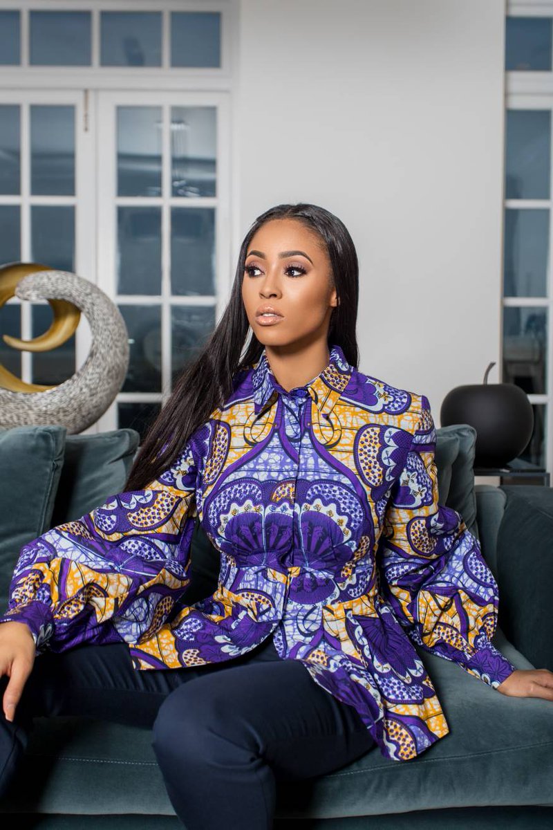 sikaapixs's tweet photo. Our garments are crafted to stand the test of time, holding on to their rich colours and making a statement at every event. Discover @sikaapixs here - https://t.co/1kcPVOJlKB #sikaa #mysikaa #africanfashion #africanstyle https://t.co/pQQzdM9WYD