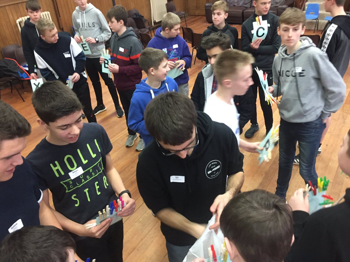 stirlingbattbb's tweet photo. What a superb group of young people so far on our ‘Building Your Skills’ Course. Never seen a group get together and work so well so quickly - and among so many! #BoysBrigade #YouthWorkChangesLives https://t.co/jvlb8MgfcR