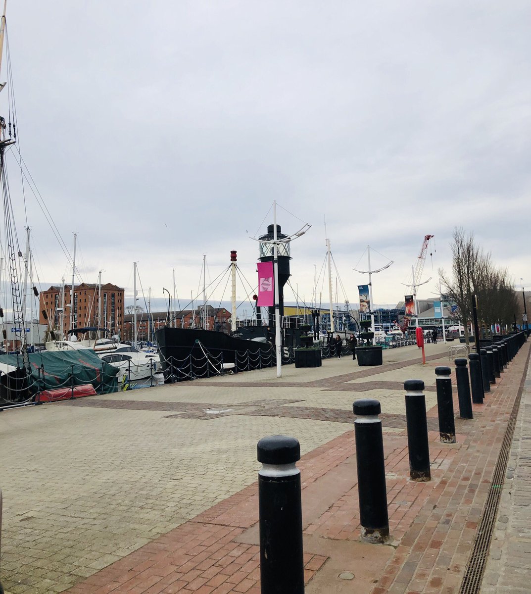 Hull Skyline tweet media