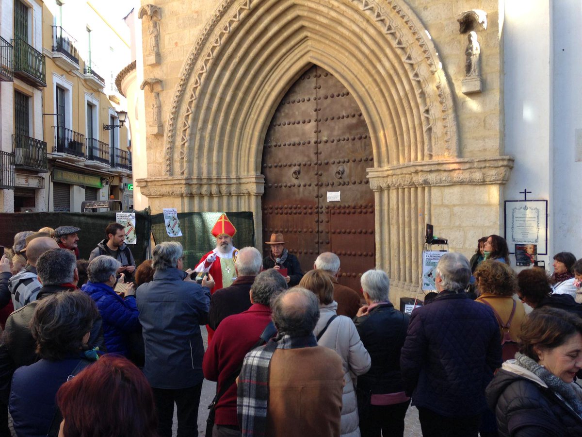 📰 Una ruta teatralizada recorre el centro de Sevilla para denunciar los escándalos de las inmatriculaciones de la jerarquía de la Iglesia Católica

Aquí una pequeña crónica de esta mañana 👉 defensapatrimoniosevilla.wordpress.com/2019/01/26/una…