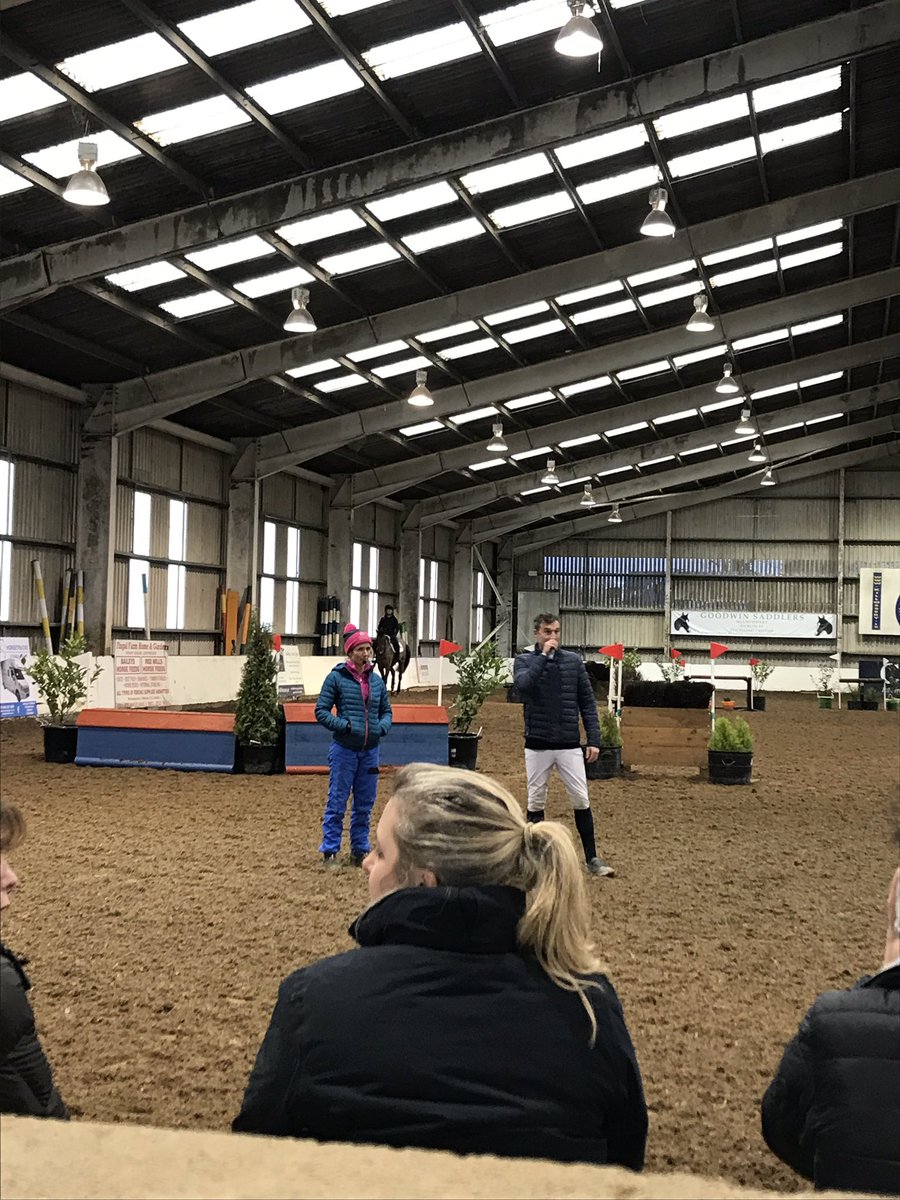 JMicklemDiamond's tweet photo. All ready to go for the @SarahEnnisEvent cross county clinic at @KillosseryLodge @TheIrishFieldHW https://t.co/su1ZYfvz0C