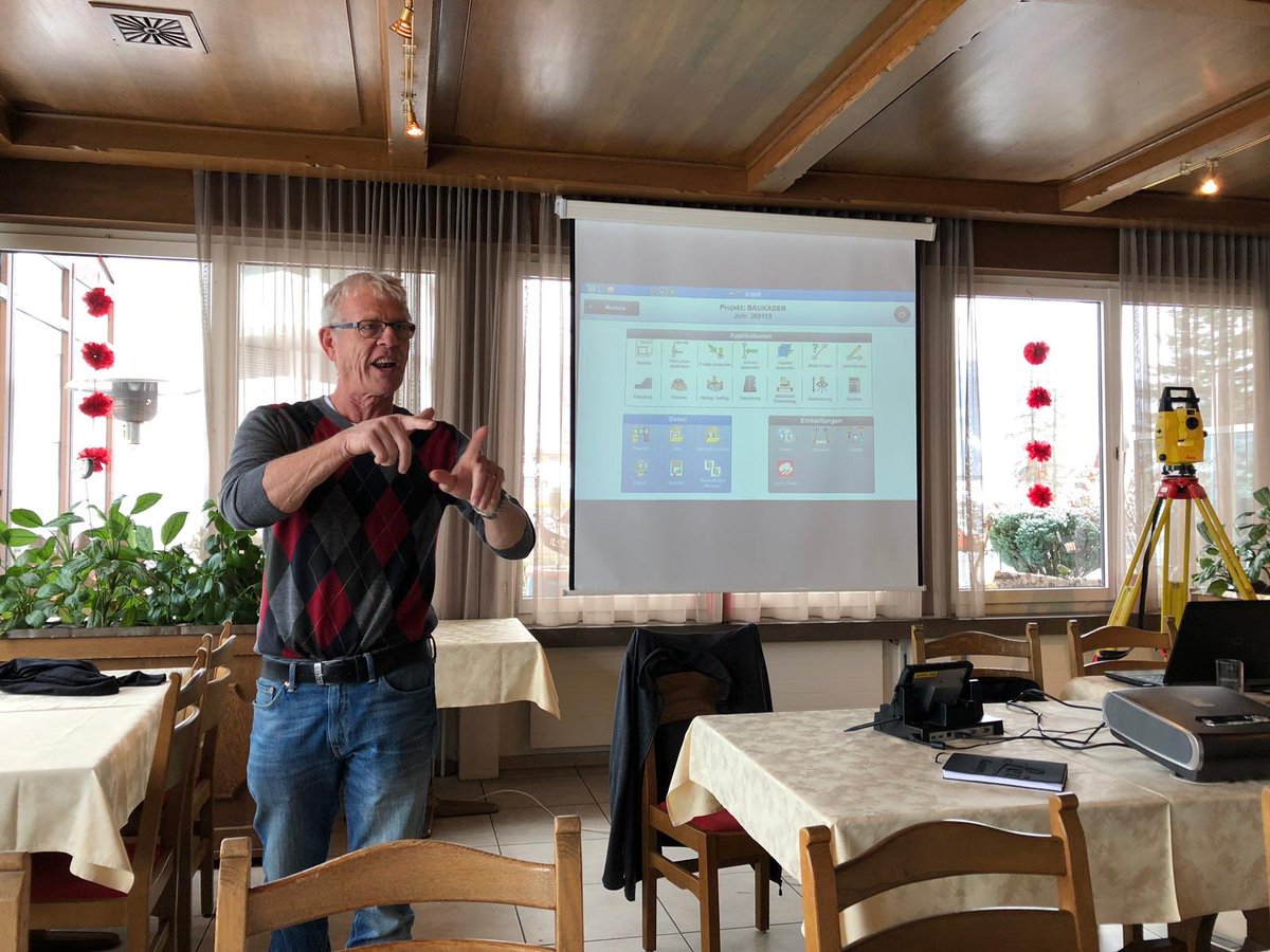 #BIM betrifft die gesamte Baubranche. Mit <a href="/DavidHoldener/">David Holdener</a> durften wir heute einen interessierten Teil des baukader.ch in der Ostschweiz BIMhungrig machen.