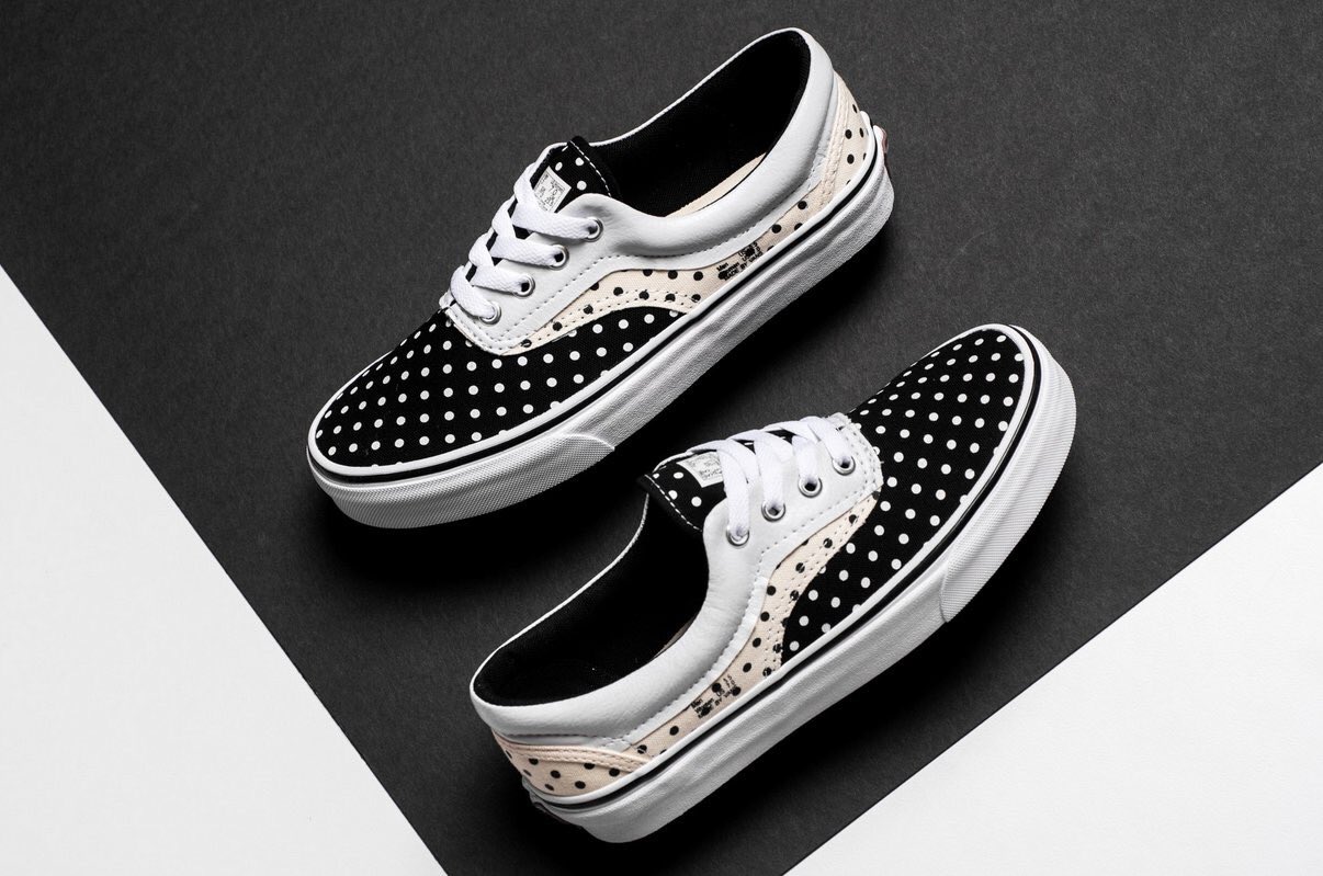 vans era polka dot